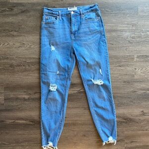 Altar’d State Women Distressed Skinny Jean Size 29